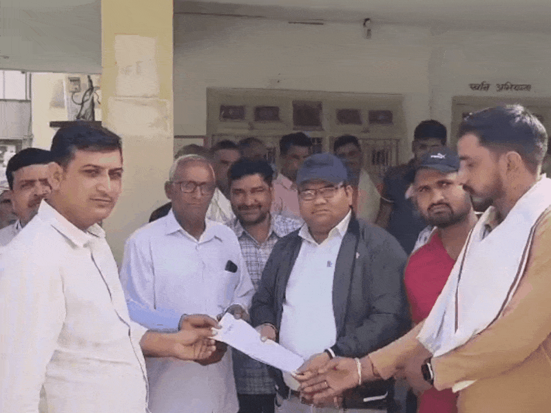 खनिज विभाग को भी सौंपा ज्ञापन