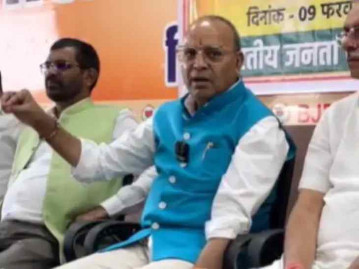 पूर्व मंत्री और भाजपा के वरिष्ठ नेता अजय चंद्राकर।