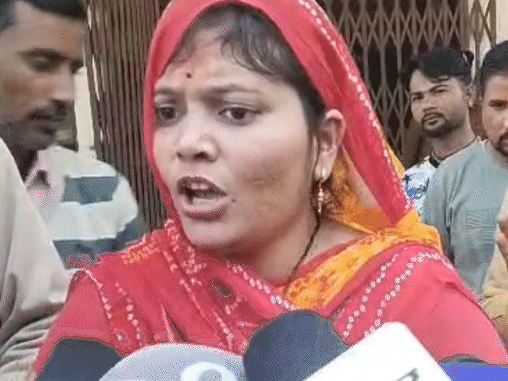 रति देवी की बहू रीना साहू।