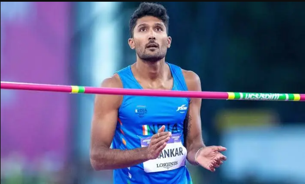 2022 एशियाई खेलों (हांग्जो) और 2025 एशियाई एथलेटिक्स चैंपियनशिप में डिकैथलॉन में तेजस्विन ने सिल्वर मेडल जीता है।