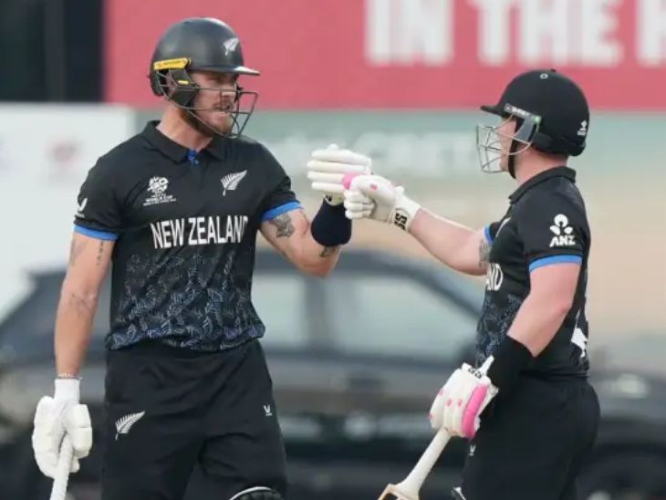 ओपनर फिन एलन और टिम सइफर्ट ने 175 रन की ओपनिंग साझेदारी की। यह टी-20 वर्ल्ड कप के इतिहास में न्यूजीलैंड के ओपनर्स की सबसे बड़ी साझेदारी है। - Dainik Bhaskar