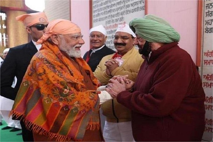 जालंधर में कैप्टन अमरिंदर सिंह पीएम नरेंद्र मोदी से मुलाकात करते हुए। फाइल फोटो