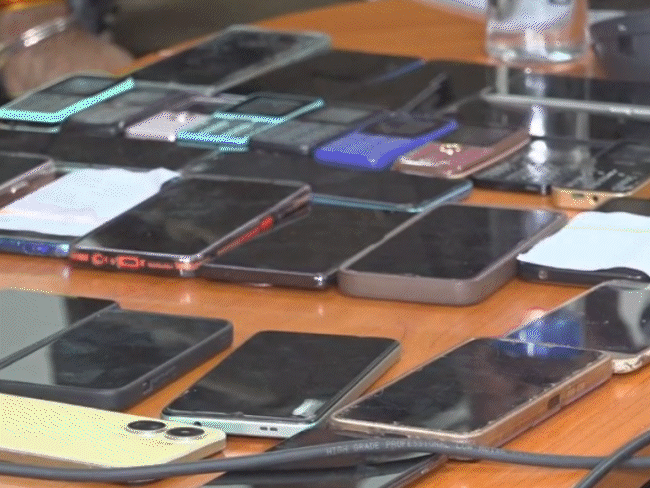 पुलिस कमिश्नर संजय कुमार ने कॉम्बिंग गश्त के दौरान ईरानी डेरे पर कार्रवाई की जानकारी बुधवार को दी। - Dainik Bhaskar