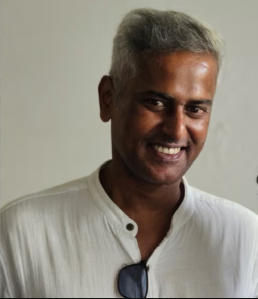 रवि नायर इंडीपेंडेंट जर्नलि‍स्ट हैं। वे भारत और व‍िदेश के कई मीड‍िया संस्थानों के ल‍िए ल‍िखते हैं।