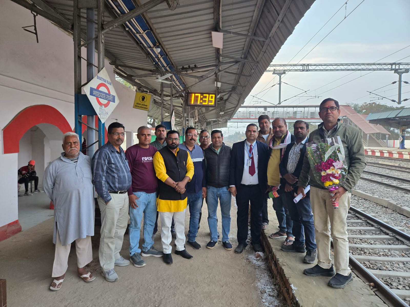 Bhatpar Rani Station Facilities & Train Expansion Demand; DRM Visit