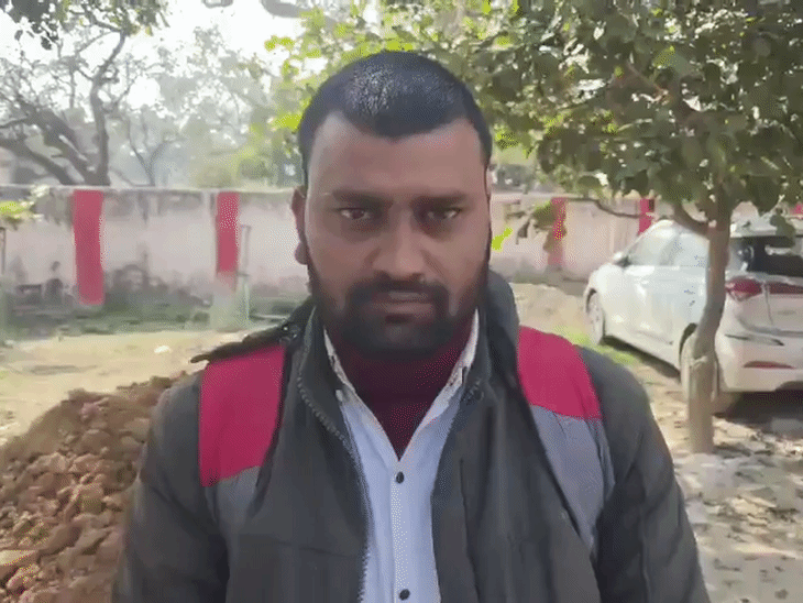 राहुल ने कहा- वो मेरे सारे पैसे लेकर गई। ये धोखा है, जो उसने मुझे दिया है।