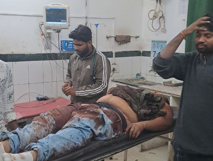 पाली के बांगड़ हॉस्पिटल में जांच के बाद डॉक्टरों ने युवक को मृत घोषित कर दिया।