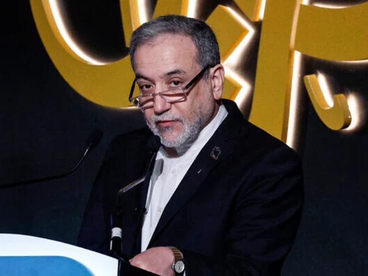 अराघची ने 14 फरवरी को दोहा में आयोजित अल-जजीरा फोरम को संबोधित किया।