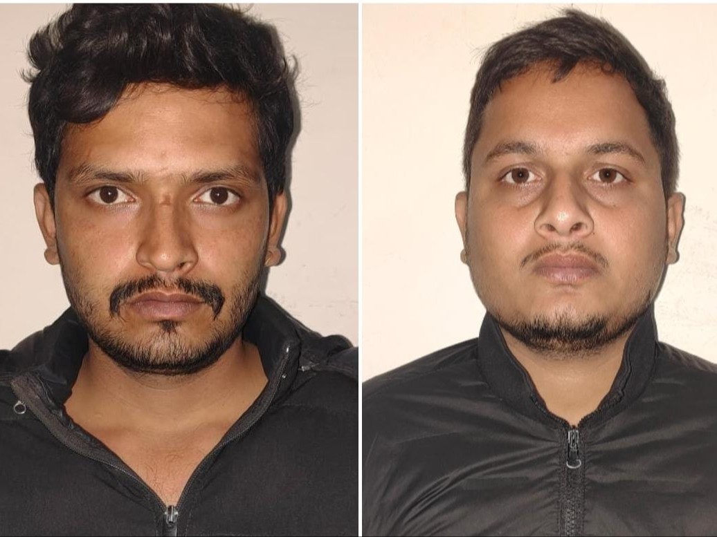 पकड़े गए तस्कर अंकित शर्मा और शिवम तिवारी। -फाइल फोटो - Dainik Bhaskar