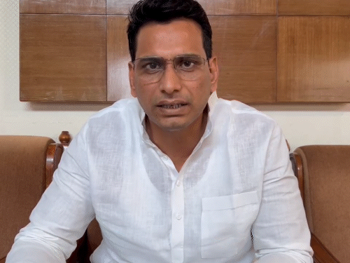 विधायक देवेंद्र यादव ने कहा - ज्ञान और गति के बाद जो प्रदेश को मिला है वह केवल दुर्गति है।