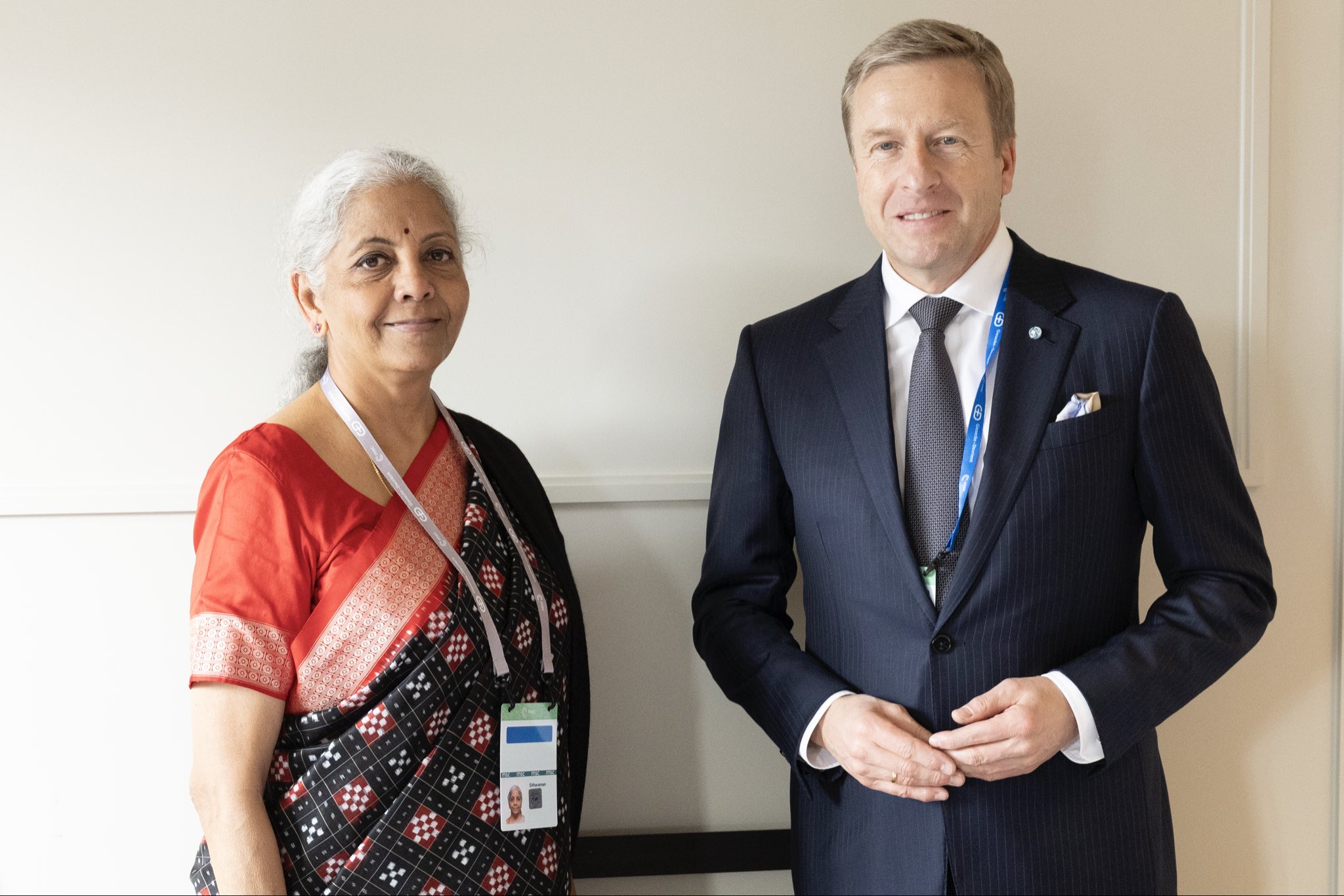 सीतारमण ने जर्मनी के APM टर्मिनल्‍स के CEO कीथ स्‍वेंडसन से मुकालात की।