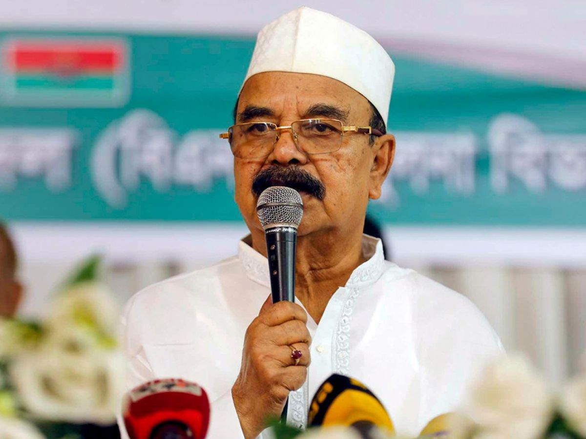 BNP's newly elected MP Gyeshwar Chandra Roy addressing a rally.