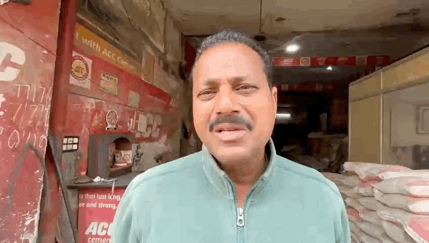 जानकारी देते हुए नरेश बंसल