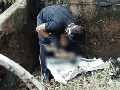पुलिस ने शव बरामद कर दफना दिया था।
