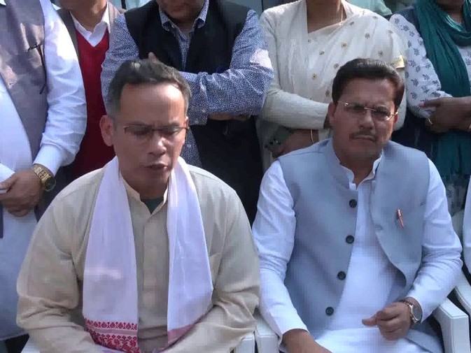 असम कांग्रेस के पूर्व अध्यक्ष बोरा ने इस्तीफा वापस लिया:  हाईकमान ने मनाया; तीन बार के विधायक अब्दुल रशीद मंडल ने पार्टी छोड़ी
