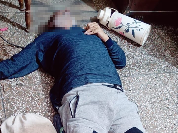 रोहतक में घर में मिला व्यक्ति का शव:  खाना बनाने वाली ने देखा; पड़ोसियों ने दरवाजा तोड़कर निकाला; अकेला रहता था – meham News