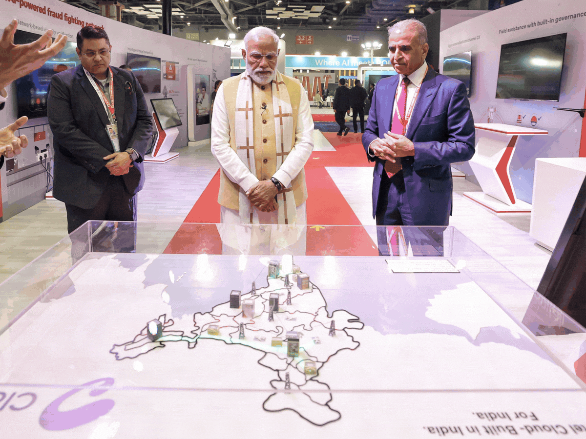 PM मोदी ने 16 फरवरी को समिट का उद्घाटन किया था। - Dainik Bhaskar