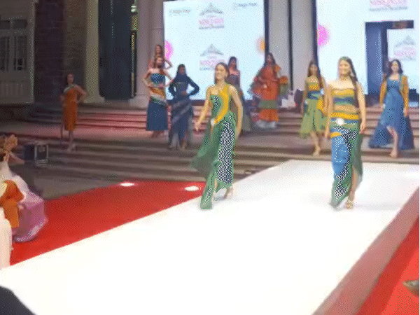 भोपाल में हो रहे आयोजन में पूरे प्रदेश से चुनी गईं 16 प्रतिभागी हिस्सा ले रही थीं।