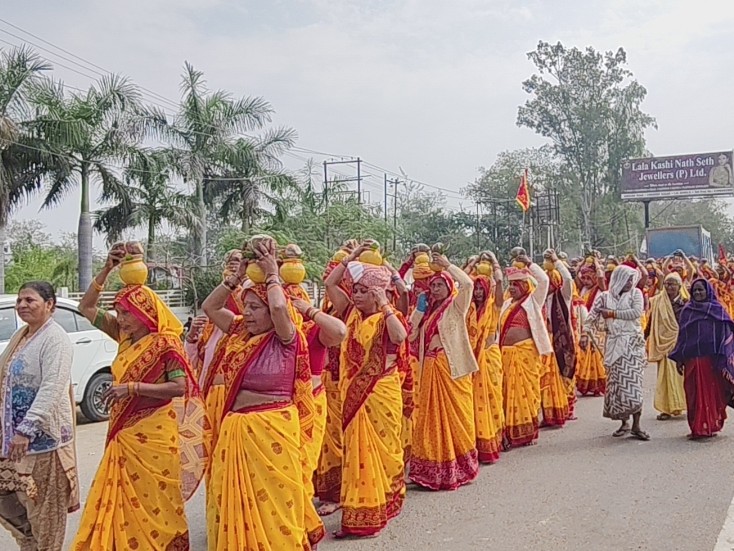 Kanpur Maharajpur Brahmdev Mandir Kalash Yatra Bhakti