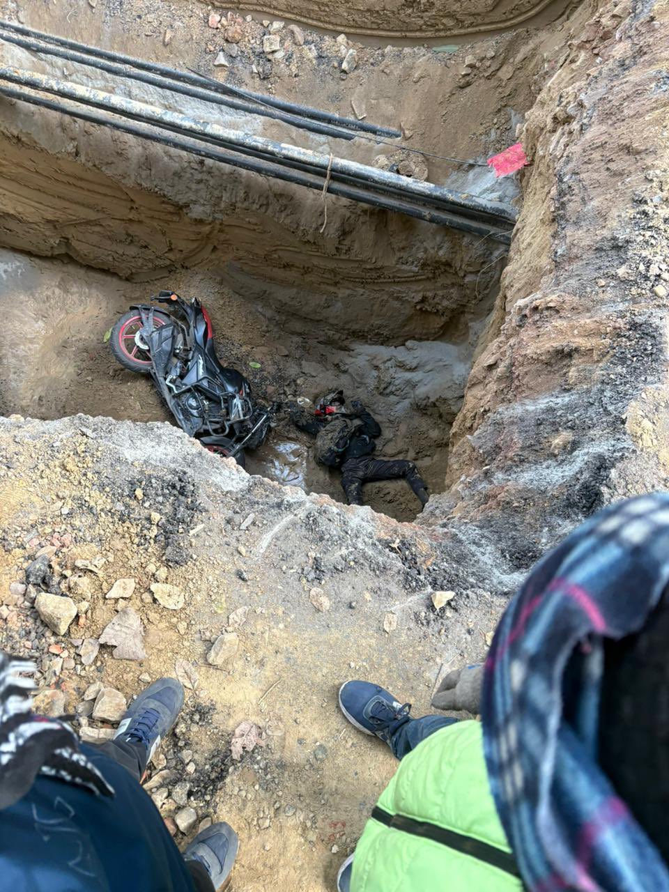 5 फरवरी की देर रात गड्ढे में गिरने से कमल भयानी की मौत हो गई थी।