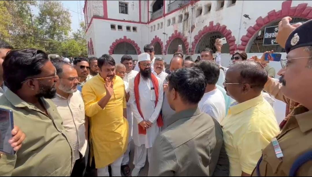 एक दिन पहले कई समाजों ने मिलकर सौंपा था ज्ञापन।