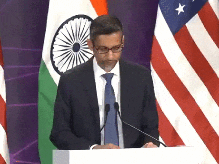 भारत और अमेरिका के बीच हुए 'पैक्स सिलिका' समझौते के दौरान स्पीच देते हुए गूगल के CEO सुंदर पिचाई।