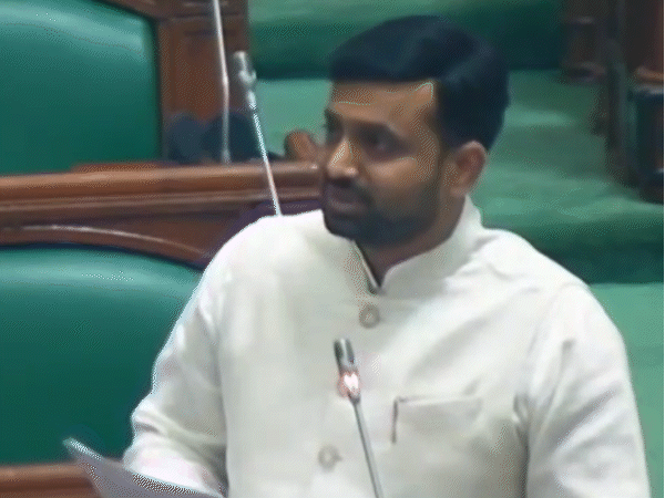 विधानसभा में उपनेता प्रतिपक्ष हेमंत कटारे ने अपने पद से इस्तीफा दे दिया।