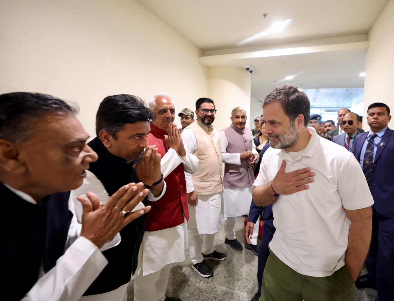 राहुल गांधी लखनऊ से सुल्तानपुर रवाना, अमित शाह मानहानि केस में आज पेशी