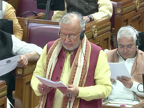 20 फरवरी को विधानसभा में CAG की रिपोर्ट पेश करते वित्त मंत्री सुरेश खन्ना।