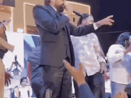 18 फरवरी को कार्यक्रम के दौरान मासूम शर्मा और पूर्व सरपंच के समर्थकों में धक्का-मुक्की भी हुई थी।