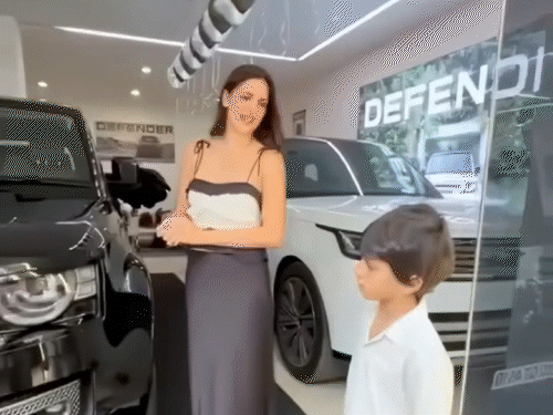 तलाक के बाद हार्दिक पंड्या और नताशा बेटे अगस्त्य की को-पेरेंटिंग कर रहे हैं।