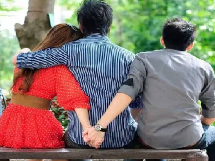 তদন্ত: বিবাহিত সম্পর্ক আর বিশ্বাসের উপর নির্ভর করে না, তারা নজরদারির উপর নির্ভর করে: বিবাহ বহির্ভূত সম্পর্কের চমকপ্রদ ঘটনা গোয়েন্দা সংস্থার কাছে পৌঁছেছে, প্রতি 10 টির মধ্যে 9টি সন্দেহ সঠিক বলে প্রমাণিত হয়েছে। তদন্ত: বিবাহিত সম্পর্ক আর বিশ্বাসের উপর নির্ভর করে না, তারা নজরদারির উপর নির্ভর করে: বিবাহ বহির্ভূত সম্পর্কের চমকপ্রদ ঘটনা গোয়েন্দা সংস্থার কাছে পৌঁছেছে, প্রতি 10 টির মধ্যে 9টি সন্দেহ সঠিক বলে প্রমাণিত হয়েছে।