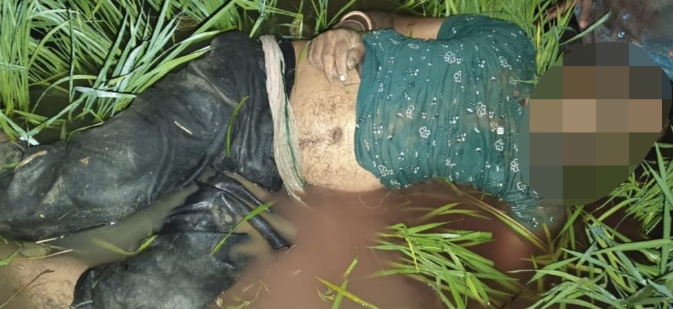 खेत में संदिग्ध परिस्थितियों में मिली किसान की लाश।