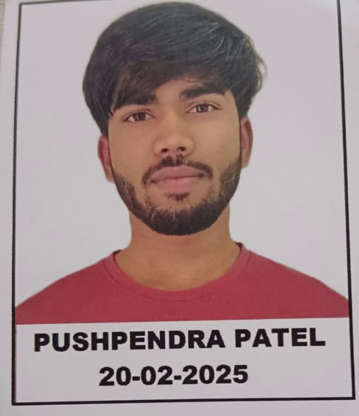 सुसाइड से पहले पुष्पेंद्र ने बहन से कहा था कि उसे पढ़ाई में दिक्कत आ रही।