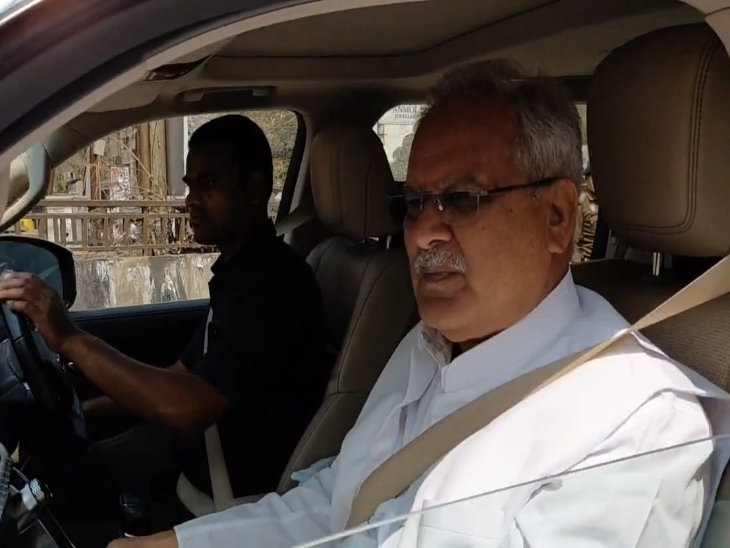 22 फरवरी को पत्रकारों से चर्चा के दौरान बीजेपी पर भूपेश ने साधा निशाना।