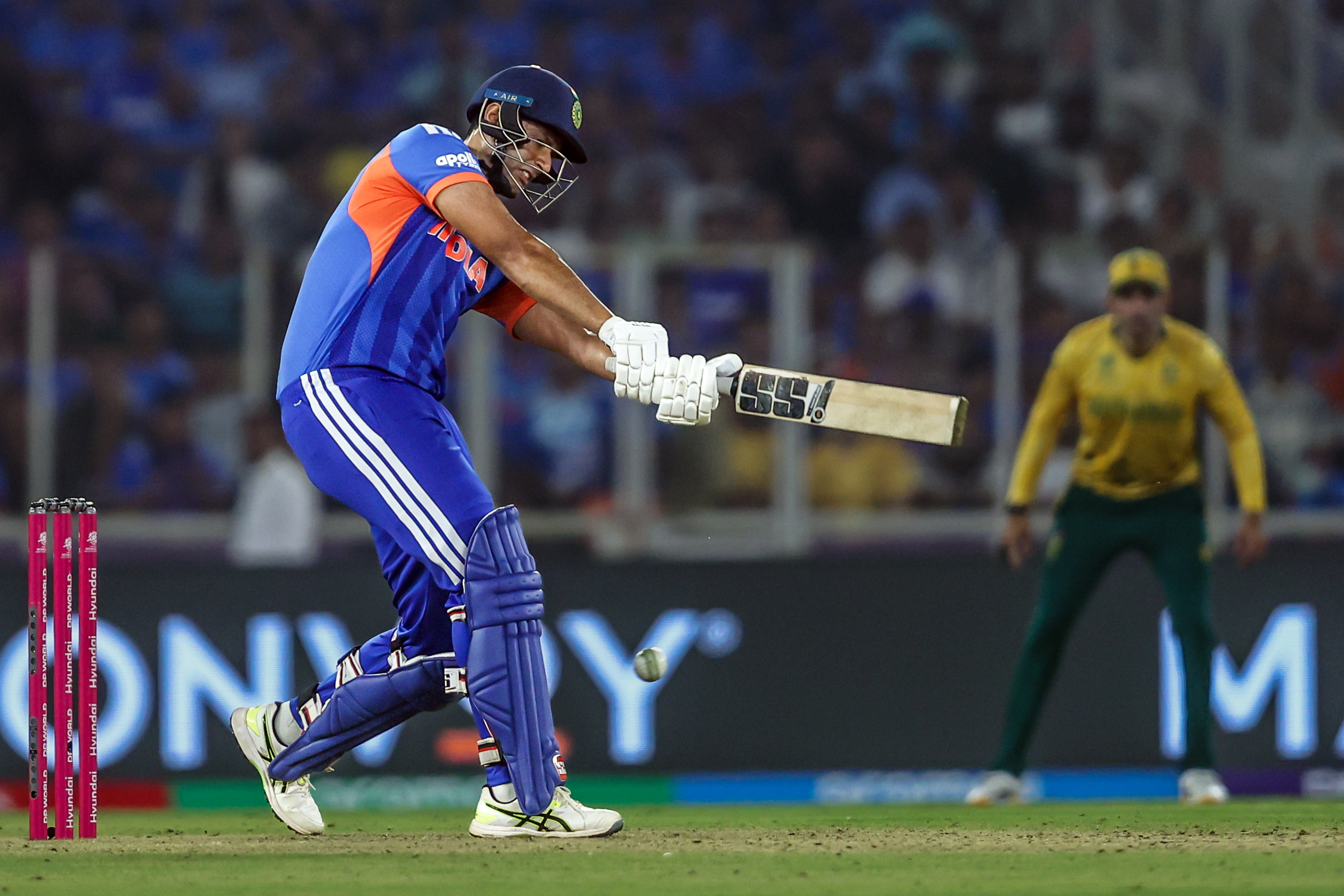 शिवम दुबे भारत के टॉप स्कोरर रहे, उन्होंने 42 रन बनाए।