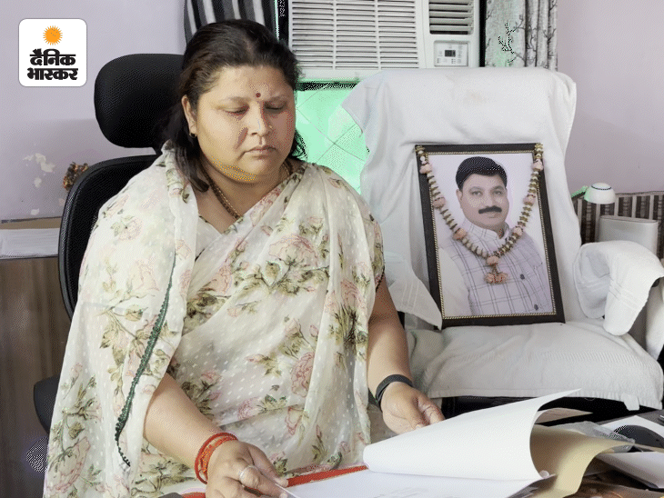 प्रयागराज में उमेश पाल हत्याकांड में 36 महीने बाद भी सुनवाई पूरी नहीं हो सकी है। उमेश का परिवार अब भी खौफ में जी रहा है।