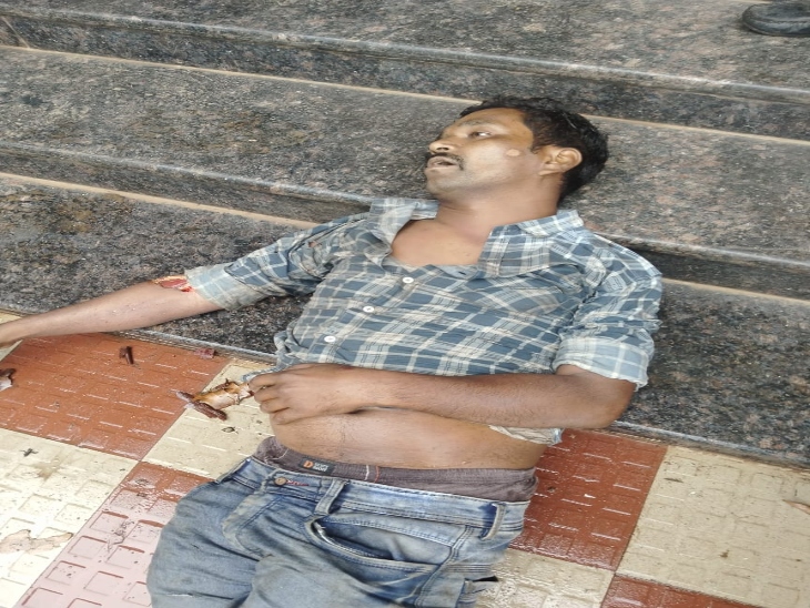 हादसे में आरक्षक ठनेश कुमार की मौत हो गई।