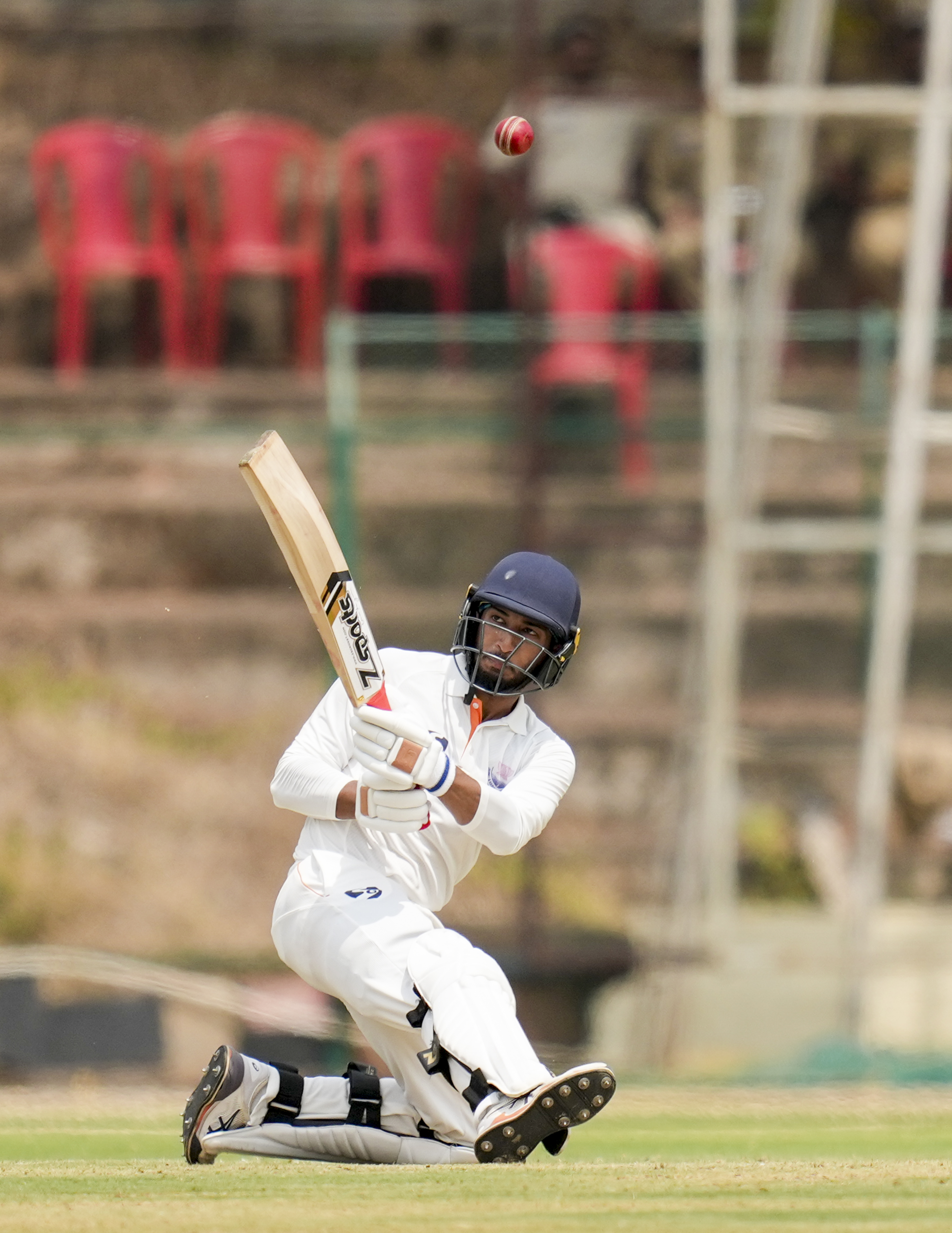 जम्मू-कश्मीर के शुभम पुदीर पचास साल के हो गए।