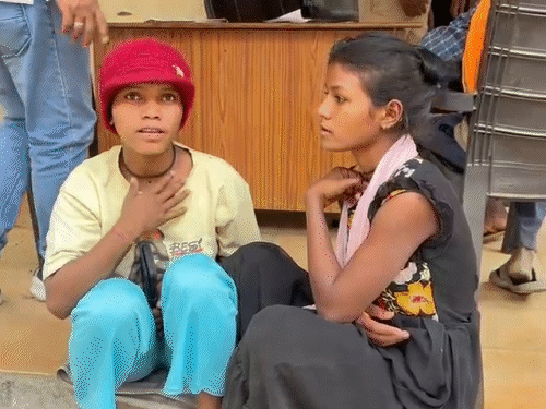 12 भाई-बहन है, जिनमें कृष्णो समेत 3 बच्चों की मौत हो चुकी है।