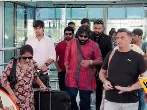 फिल्म प्रोड्यूसर-डायरेक्टर संदीप रेड्डी वांगा भी शादी में शामिल होने उदयपुर आए है।