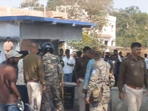 बच्चा चोरी के ‎संदेह में निर्दोष लोगों की पिटाई का ‎मामला थम नहीं रहा है। (फाइल)