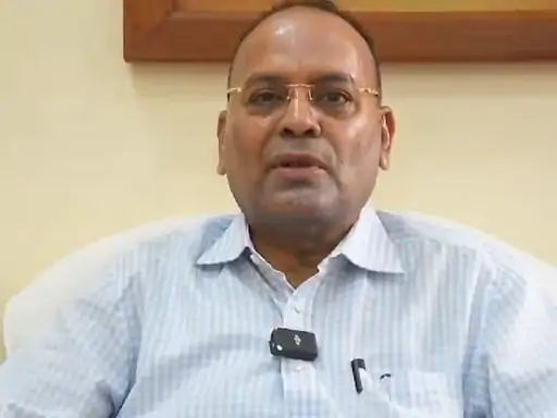 अजय चंद्राकर और धरमलाल कौशिक ने नशीले पदार्थो की अवैध बिक्री का मुद्दा उठाते हुए प्रशासन को असफल बताया।