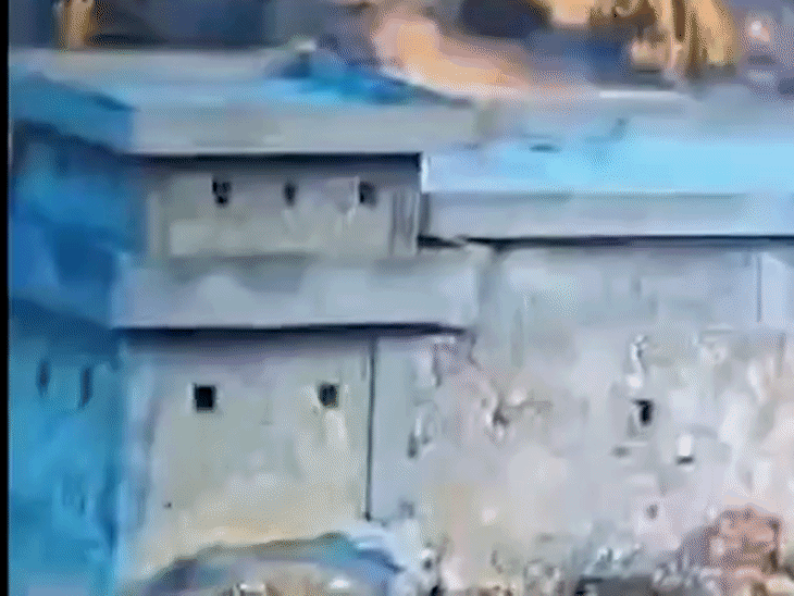 पाकिस्तान ने हमले में कई लोगों के घायल होने का दावा किया है।