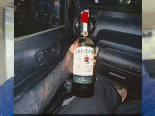 Nihang has shared this video of Payal Param with alcohol and cigarettes.