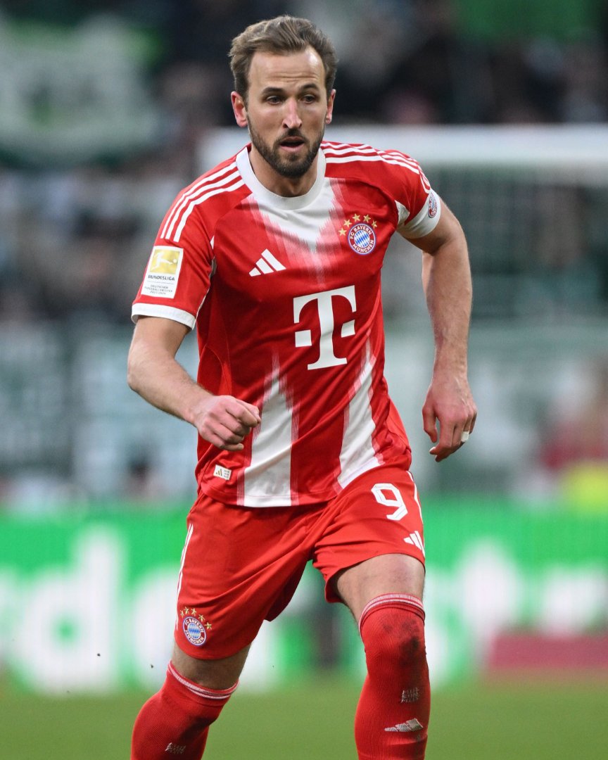 हैरी केन 500 करियर गोल करने वाले इंग्लैंड के पहले ही प्लेयर हैं।