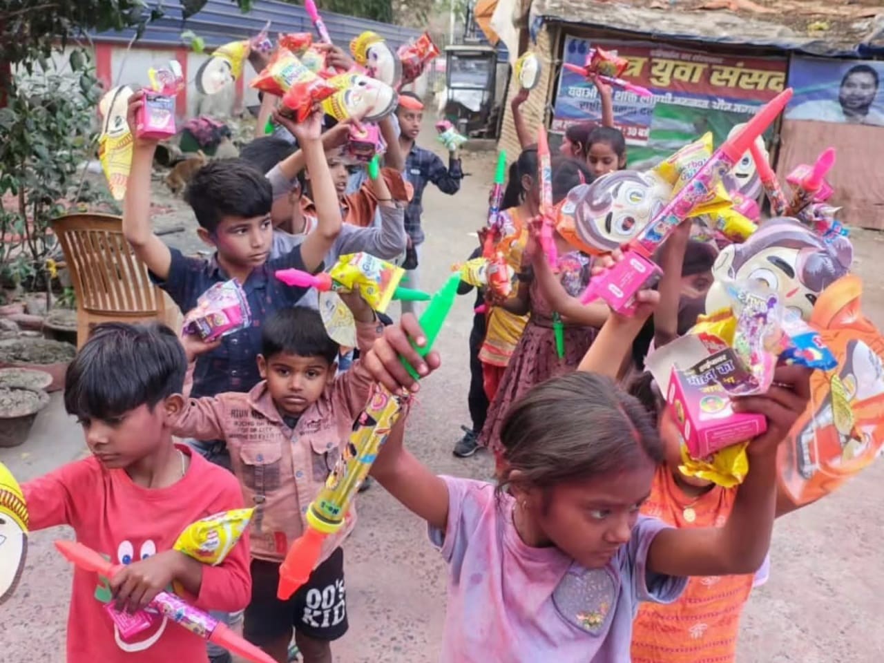 Auraiya Holi Joy: Kids Get Colors & Sweets | Rashtriya Sainik Chhatra ...