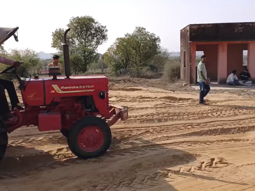 हवलदार गिरधारी लाल कुमावत की अंत्येष्टि को लेकर श्मशान घाट पर तैयारी चल रही है।