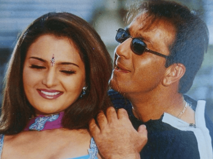 मोनिका बेदी, जो सलमान खान, संजय दत्त, गोविंदा जैसे कई बड़े स्टार्स की करीब 20-25 फिल्मों में नजर आई थीं।