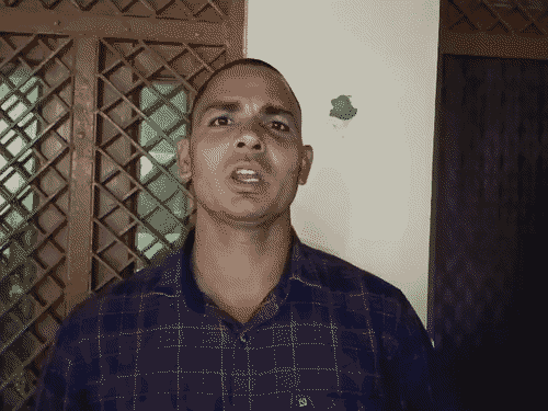 फौजी राधाचरण ने कहा कि मैंने अफसरों से दरोगा की शिकायत की है।